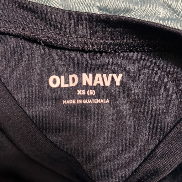 Old Navy Rashguard Rash Guard - Picture 2 of 2